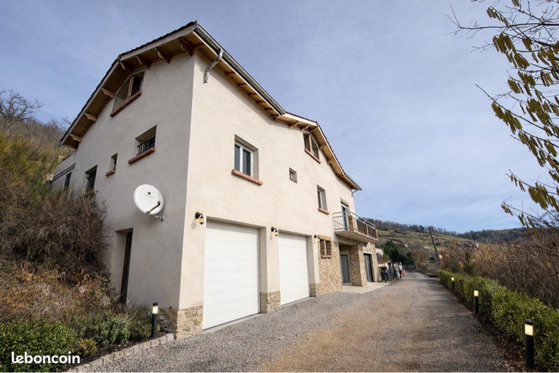 Maison 4 pièces 260 m² · à Savigny · 260 m² · 335 000 €