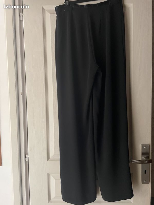 Pantalon noir large (image 1)
