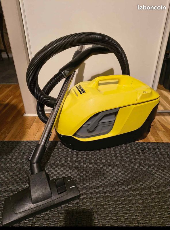 Aspirateur filtration à eau (image 1)