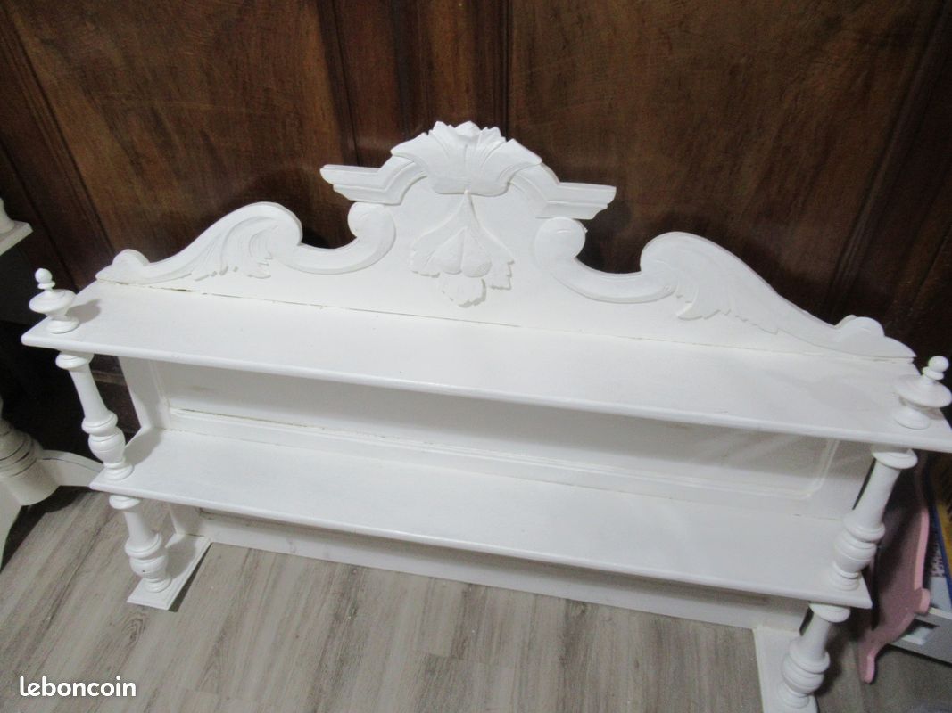 Etagère ancienne repeinte (image 1)