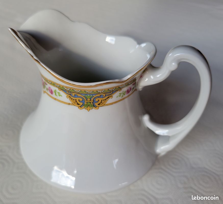 Pot à lait - Service Porcelaine de Limoges – C4 (image 1)