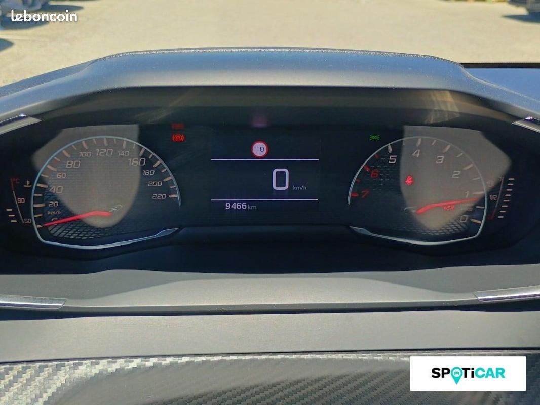 Peugeot 208 100 S&S BVM6 Style (image 17)