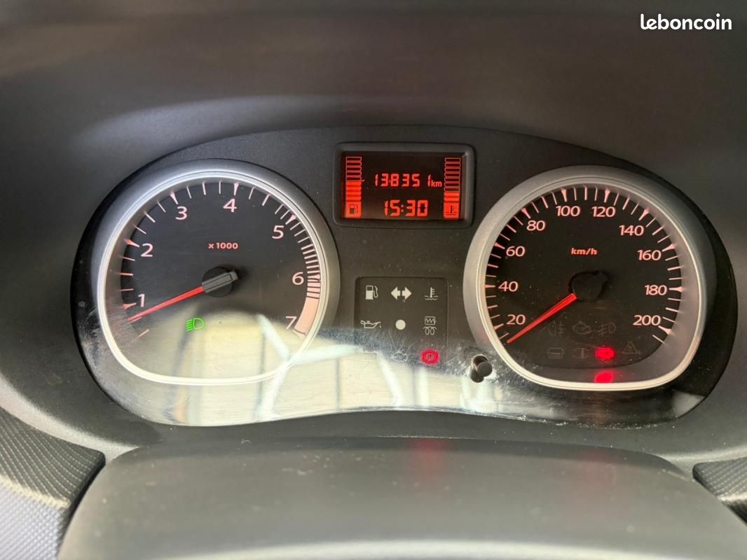 Dacia Duster 1.5 dCi 110 4x2 Ambiance (image 13)