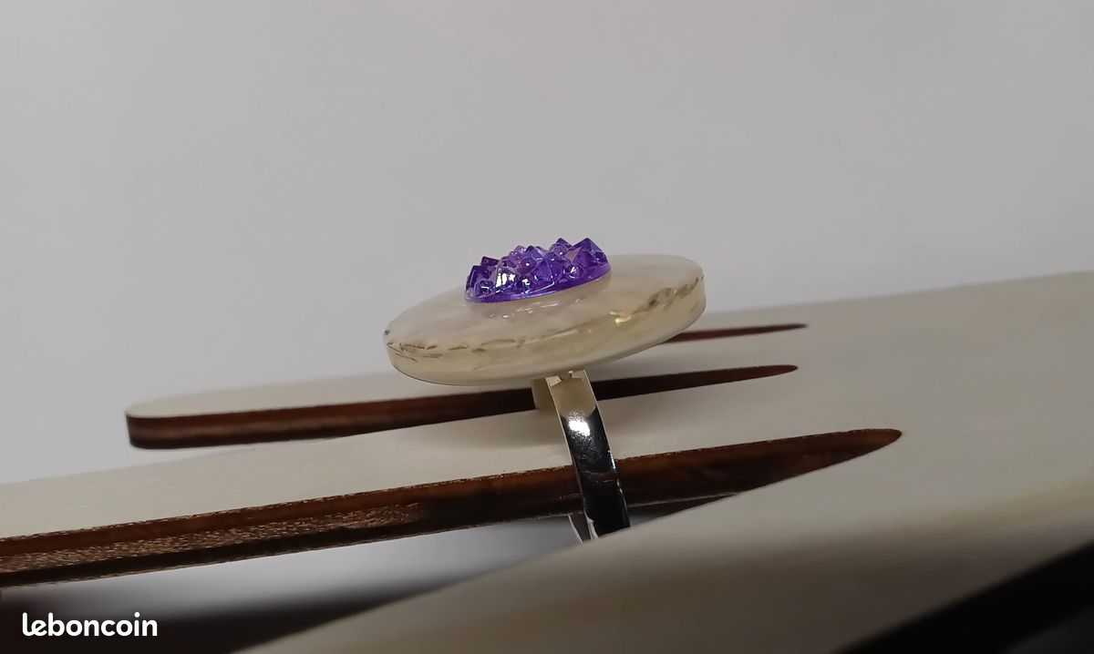Bague 💍 artisanale ajustable en polyester, plastique, anneau en laiton, diamètre du bijou 25mm (image 8)