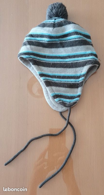Bonnet bébé en laine gris et bleu (image 3)