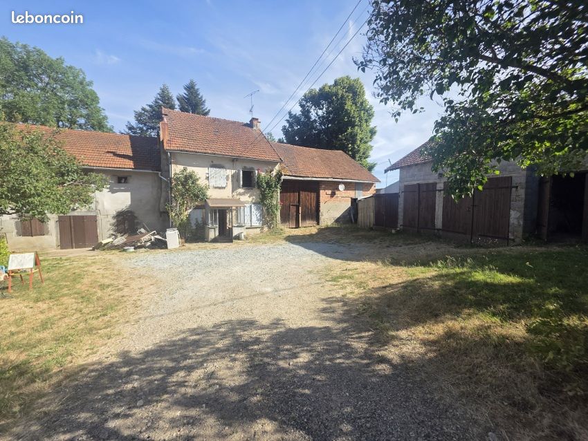 Maison 6 pièces 125 m² · à Saint-Georges-de-Mons · 125 m² · 73 000 €