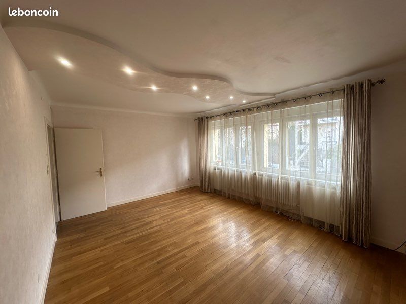 Maison 7 pièces 160 m² · à Metz · 160 m² · 2 000 €/mois