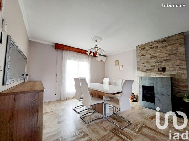 Propriété 7 pièces 143 m²