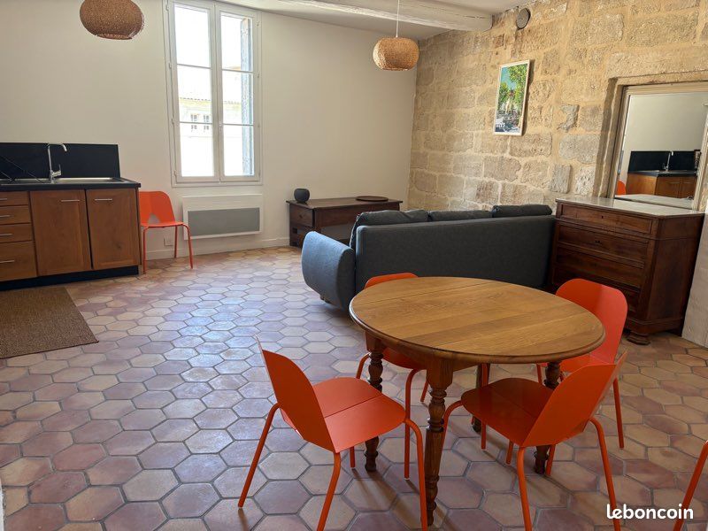 Appartement 3 pièces 45 m² · à Uzès · 45 m² · 675 €