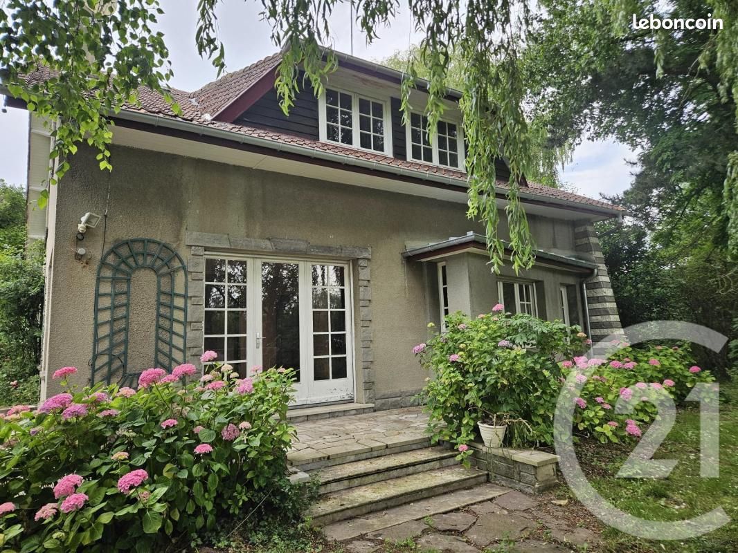Maison 9 pièces 186 m² · à Attin · 186 m² · 191 700 €