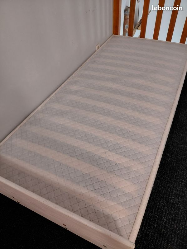 Lit sommier tapissier et matelas (image 3)