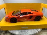 Miniature Welly 1/18 - Lamborghini Aventador LP 700-4 Orange (2011) - Neuve