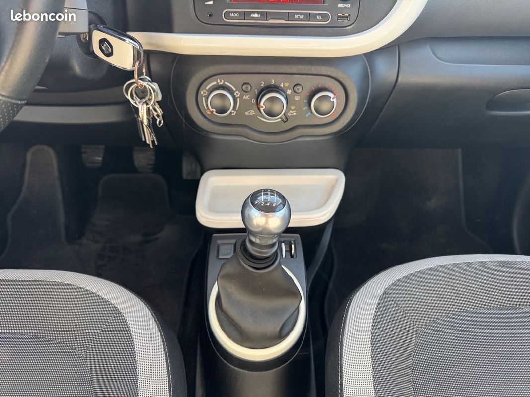 RENAULT TWINGO 0.9 TCE 90 ENERGY RED NIGHT - 90Ch - Garantie 12 mois (image 12)