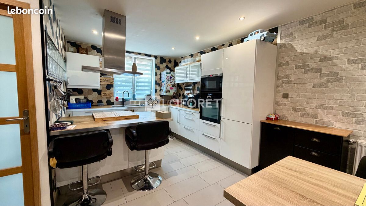 Maison 4 pièces 101 m² · à Roubaix · 101 m² · 202 000 €