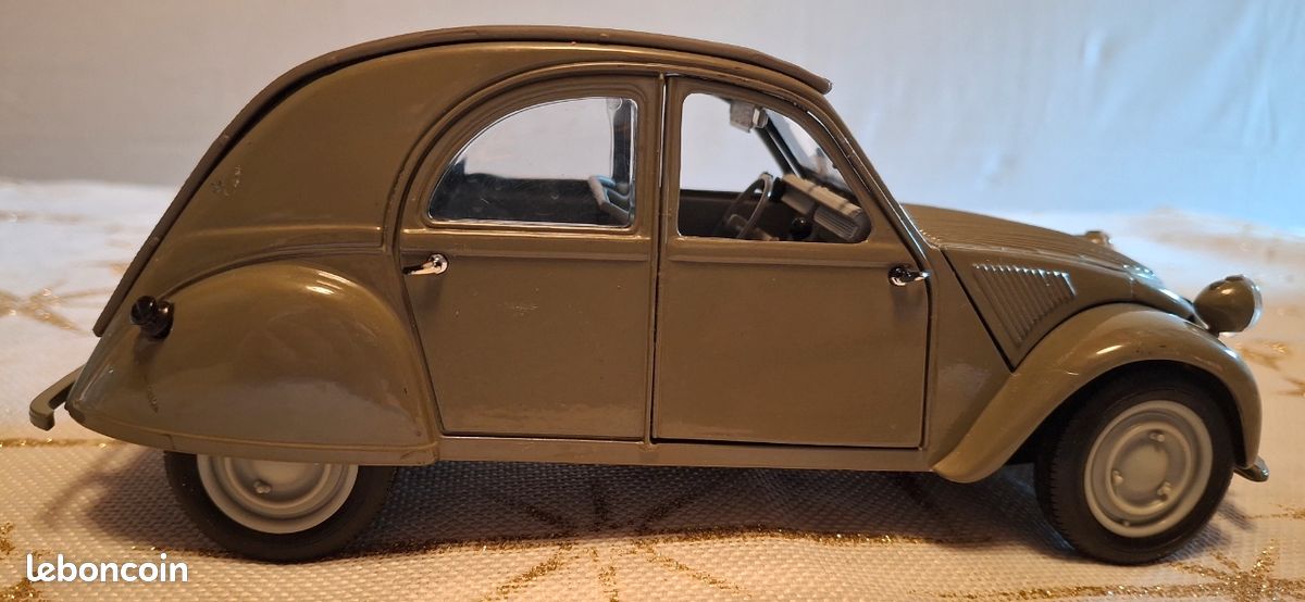 CITROËN 2CV ROUGE Solido 1/18 Rare EUR 55,90 - FR