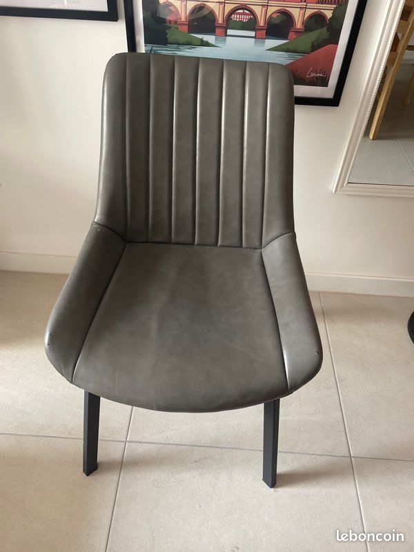 Chaise (image 1)