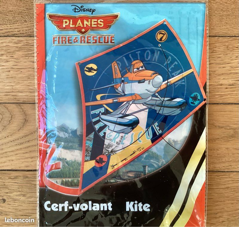 Cerf volant 🪁 et Tapis de jeu 🥎 (image 3)