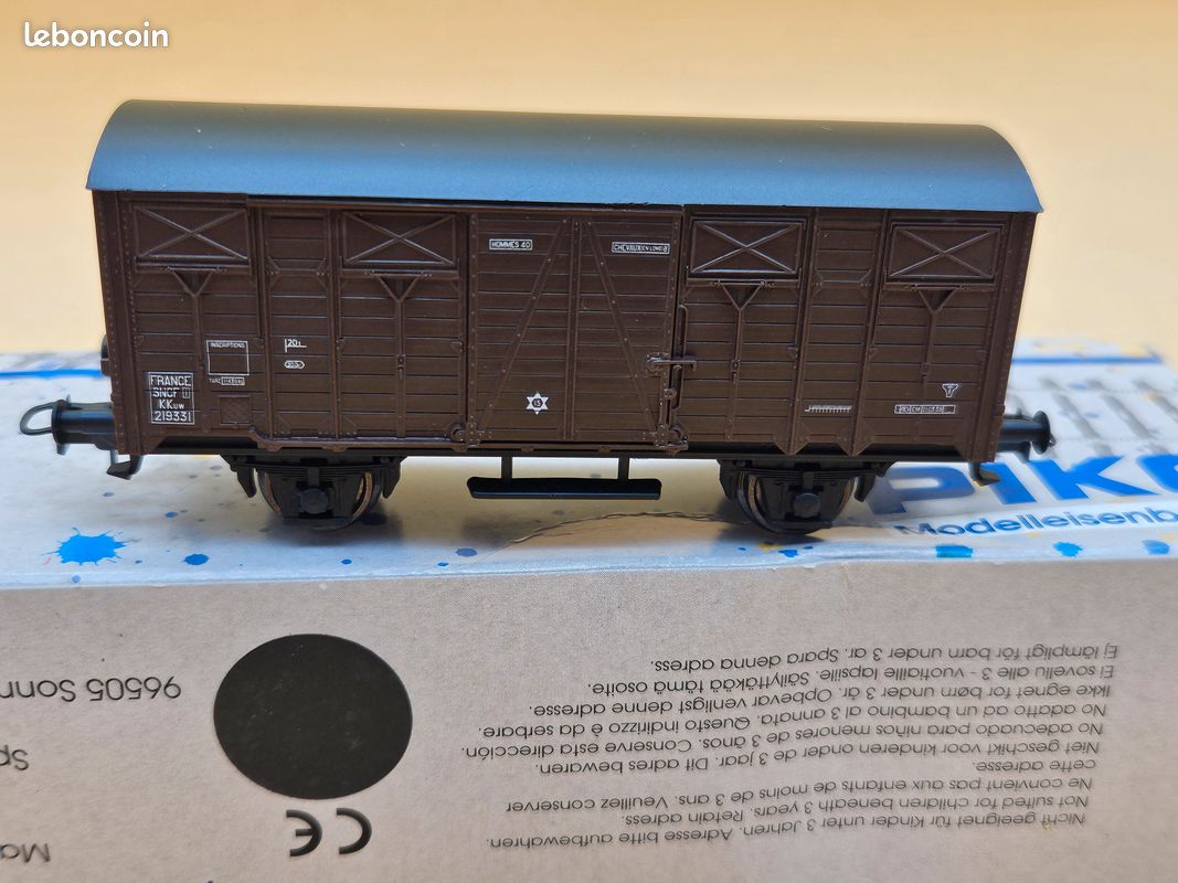 Wagon Couvert PIKO HO SNCF - Réf. 136-07 - Échelle HO - Neuf En Boîte - Couleur Noire