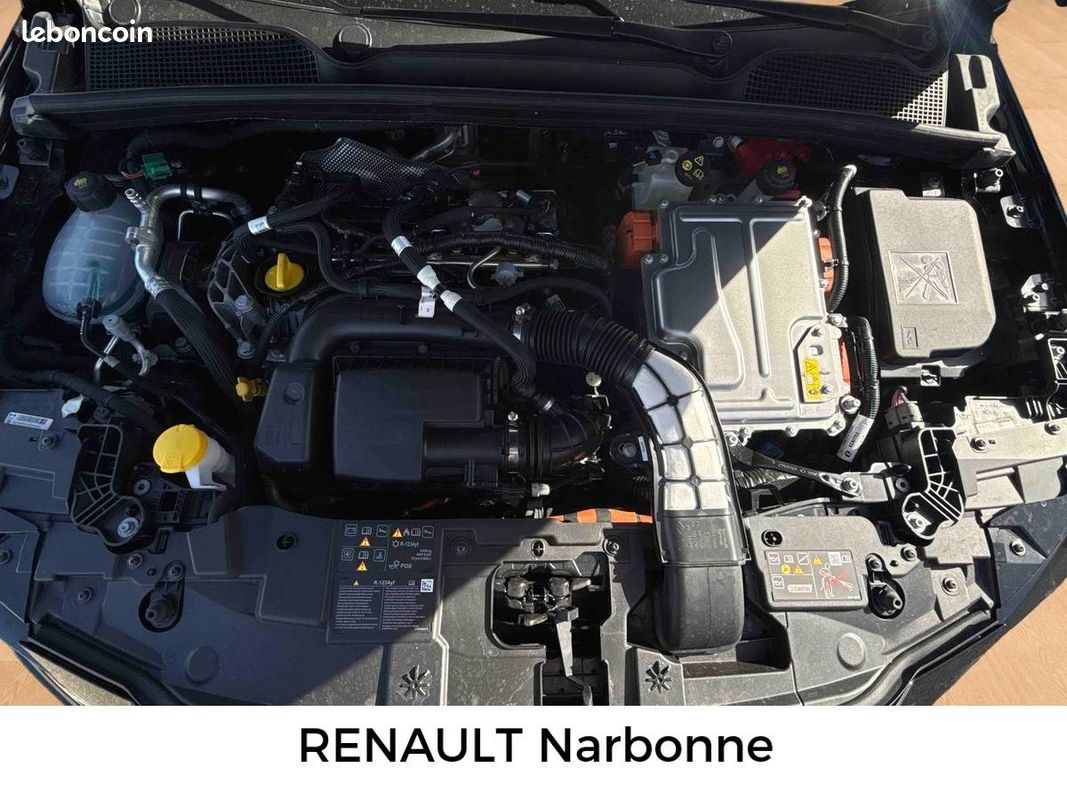 RENAULT Clio E-Tech full hybrid 160 ch Techno (image 10)