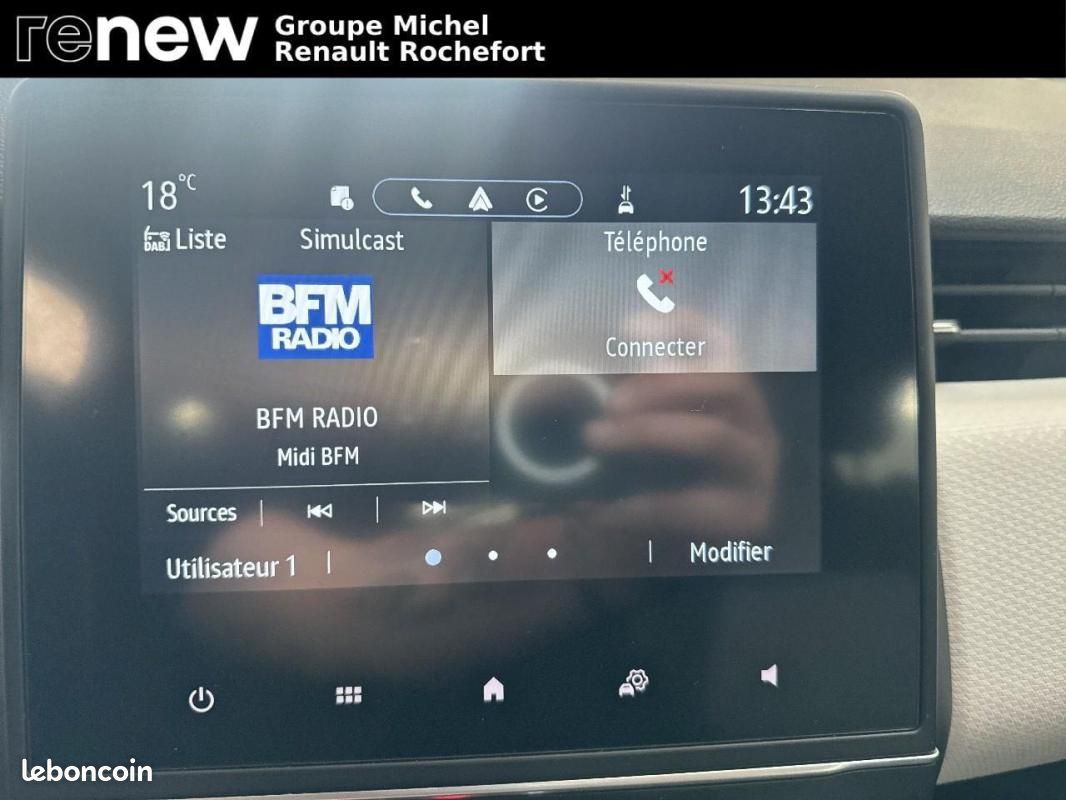 Renault Clio V E-Tech 140 - 21N Limited (image 13)