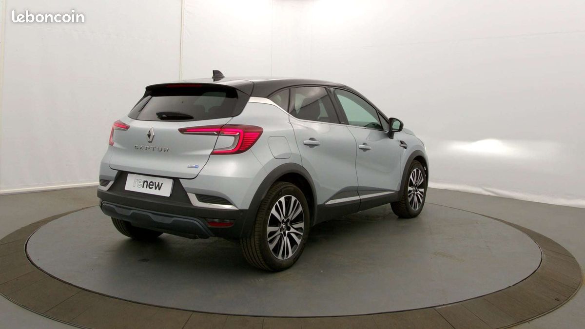 Renault captur e tech plug in 160 initiale paris (image 12)