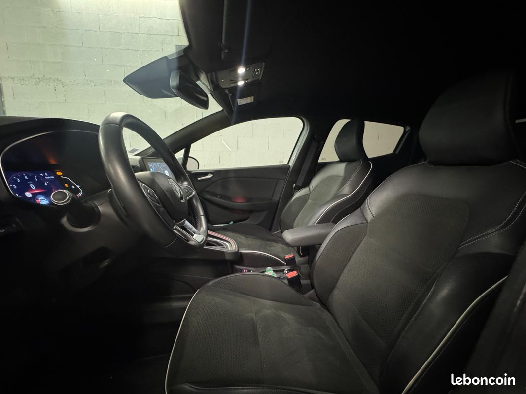 Renault CLIO V Intens 1.3 TCe 130ch CARPLAY / SUIVI COMPLET RENAULT / CAMERA / RADAR AV & AR / CLIM AUTO (image 9)