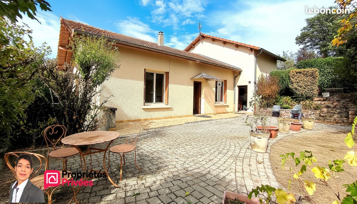 Maison 5 pièces 110 m² · à Saint-Jean-la-Bussière · 110 m² · 155 000 €