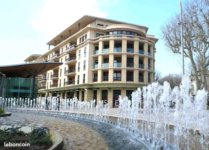 Parking 15 m² · à Aix-en-Provence · 15 m² · 120 000 €