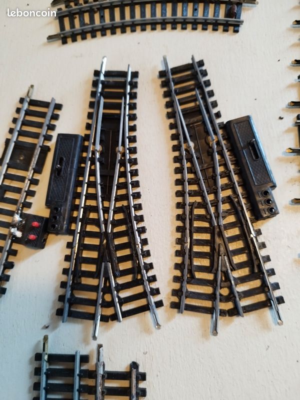 Lot De Rails De Train Miniature Jouef - Courbes, Droites, Butoirs - Occasion - Voie Deux Rails