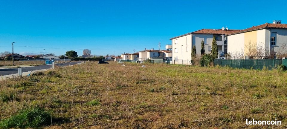 Terrain 478 m² · à Roquettes · 113 000 €