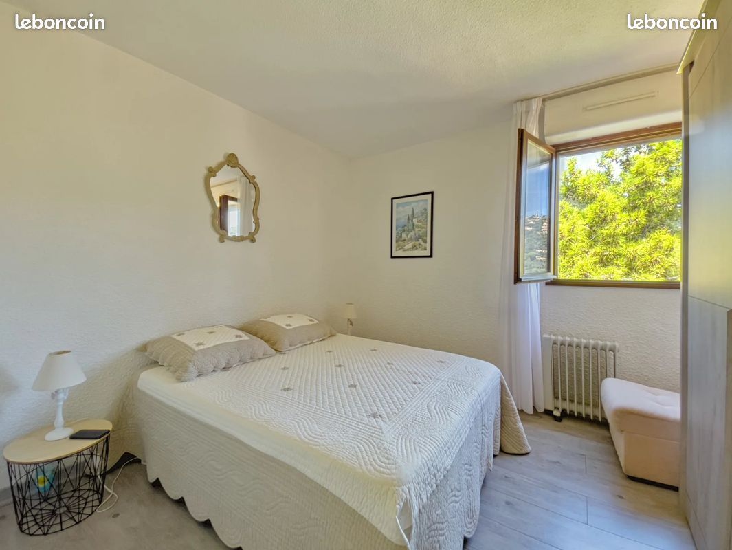 Location appartement T3 CAVALAIRE – 4 personnes – vue mer + piscine (image 4)