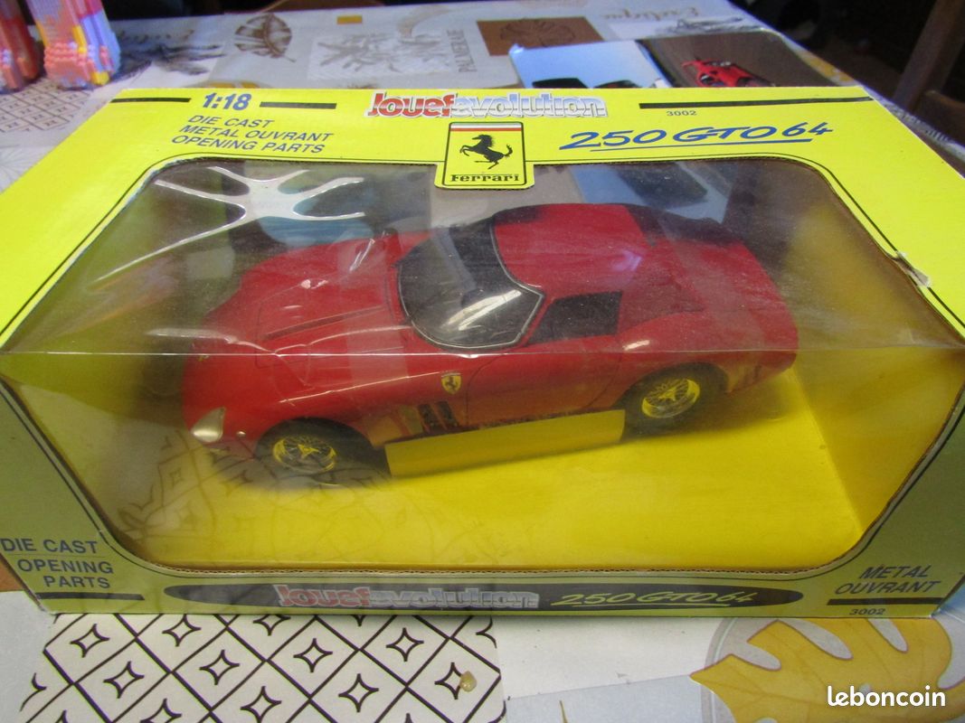 JOUEF EVOLUTION MODELLAUTO 1:18 Ferrari 250 GTO 1964 aus Sammlungsauflösung EUR 15,00 - DE