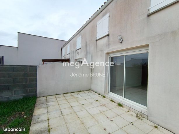 Immeuble 175 m² CHARRON