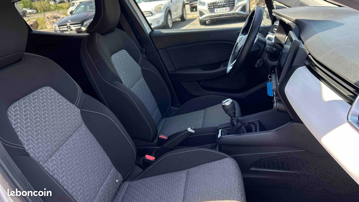 RENAULT Clio TCe 100 GPL Evolution (image 28)