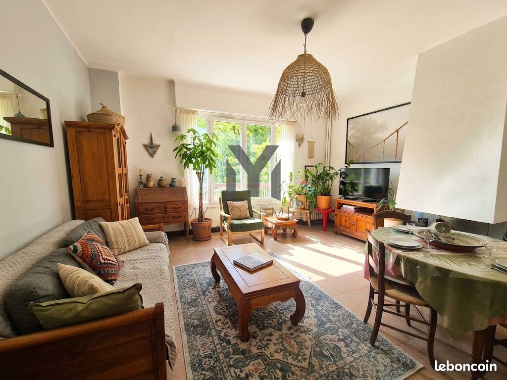 Appartement 4 pièces 111 m² · à Marseille · 111 m² · 325 000 €