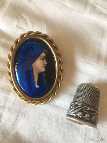 Ancienne Broche couleur or camée profil féminin beige rare bijou