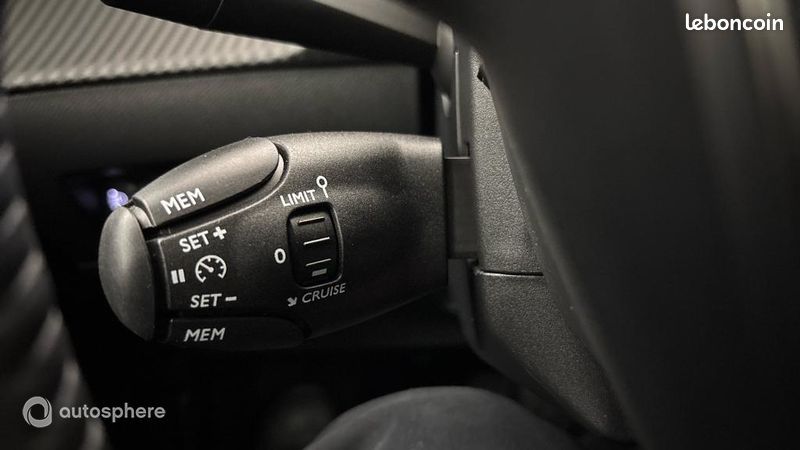 Peugeot 208 e-208 136ch 50 kWh Style (image 25)