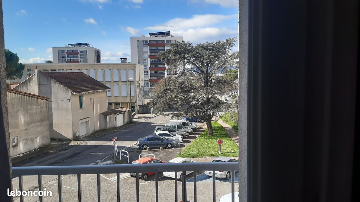 Appartement 4 pièces 71 m² · à Montélimar · 71 m² · 75 000 €