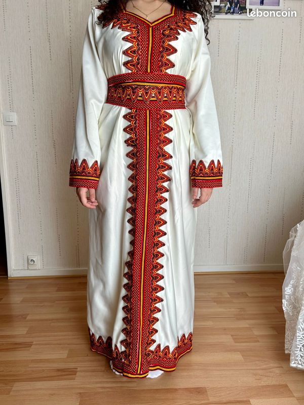 Robes burnous berbère kabyle Vêtements