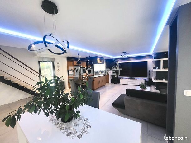 Maison 6 pièces 186 m²