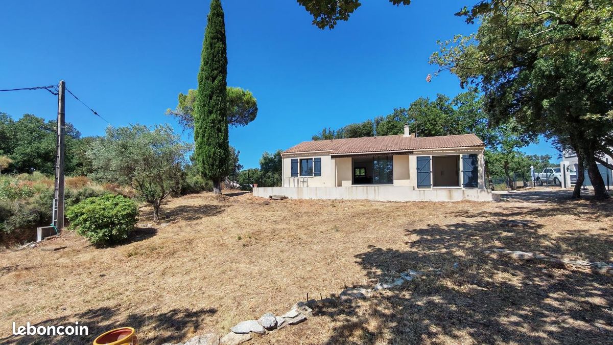 Maison 4 pièces 98 m² · à Rochefort-du-Gard · 98 m² · 1 450 €/mois