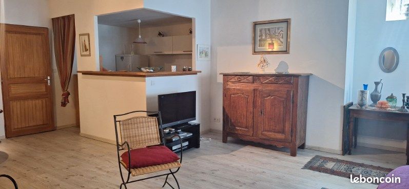 Appartement 3 pièces 70 m² · à Figeac · 70 m² · 730 €