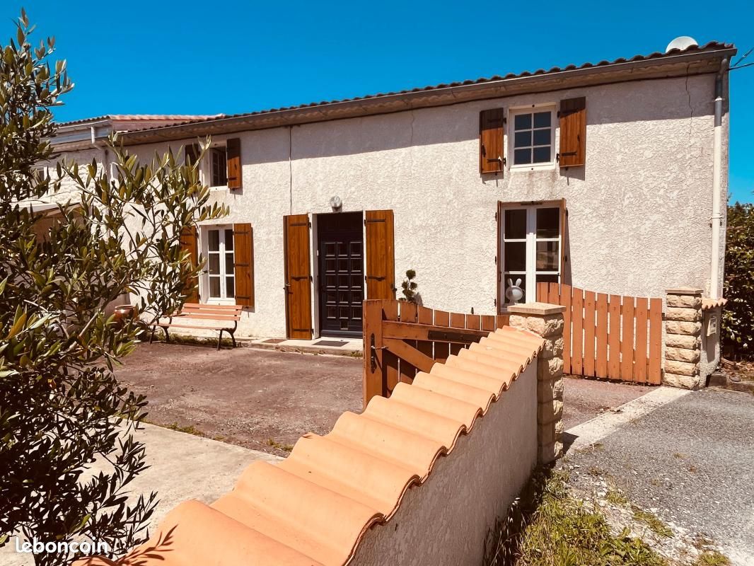 Maison 4 pièces 118 m² · à Chaillevette · 118 m² · 169 000 €