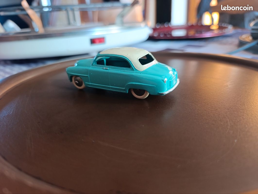SIMCA GRAND LARGE CLUB DINKY FRANCE CDF27 WHITE METAL