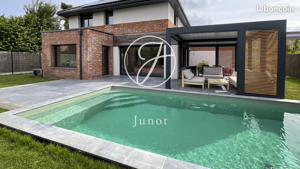 Maison 5 pièces 167 m² · à Wambrechies · 167 m² · 899 000 €