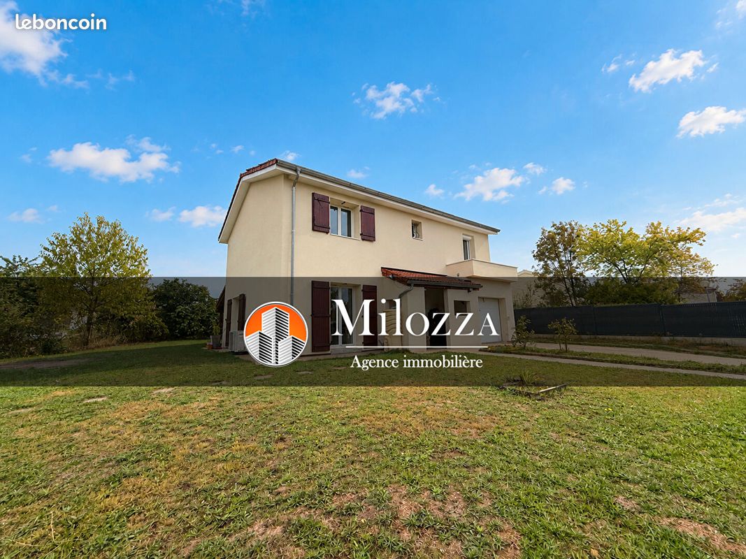 Maison 5 pièces 118 m² · à Villefontaine · 118 m² · 339 000 €