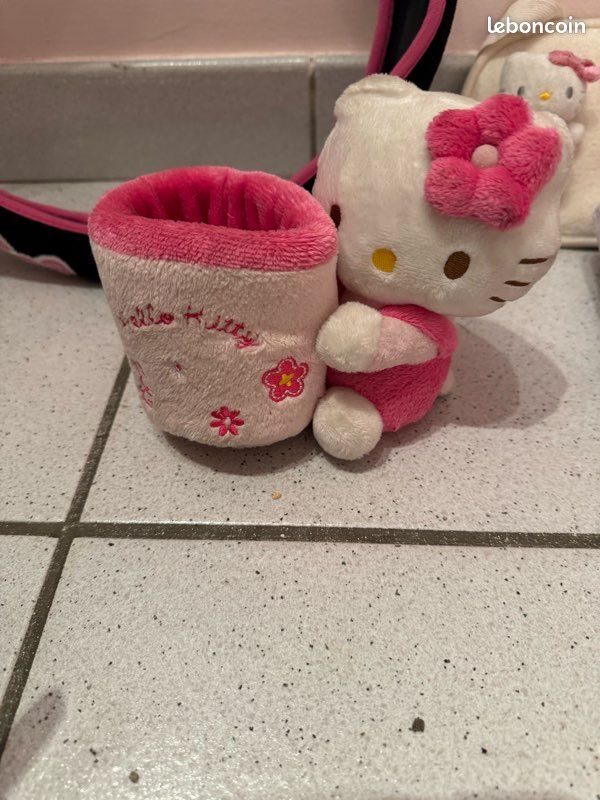 Hello kitty (image 5)