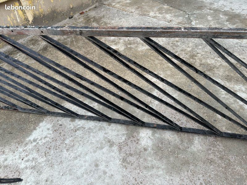 Rampe d’escalier en acier (image 3)