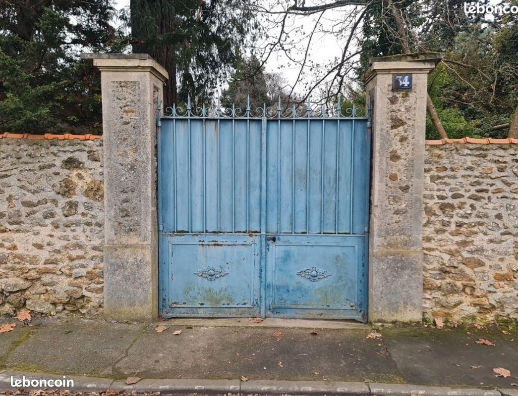 Portail ancien fer forgé (image 1)