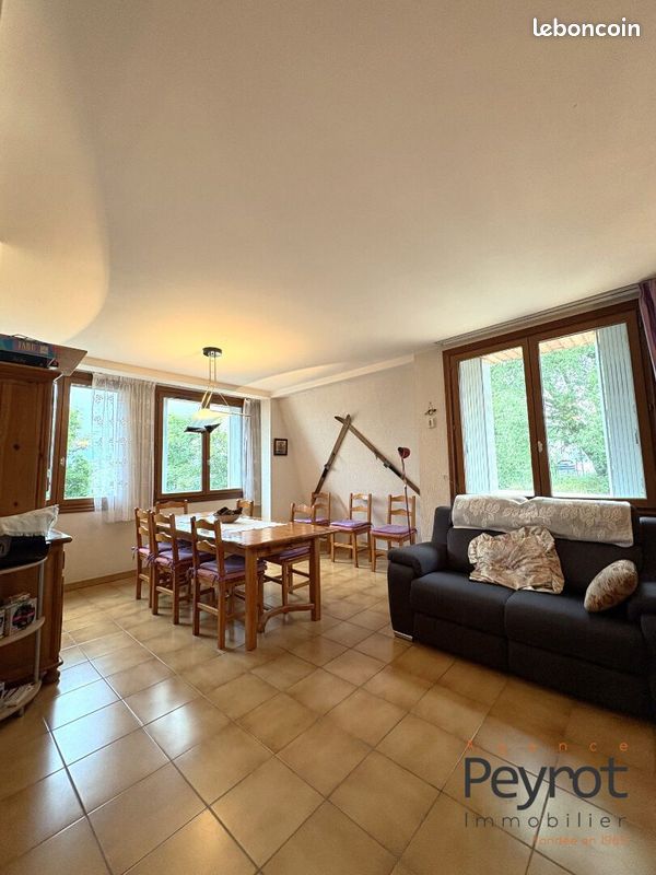 Appartement 4 pièces 82 m² · à Font-Romeu-Odeillo-Via · 82 m² · 185 000 €